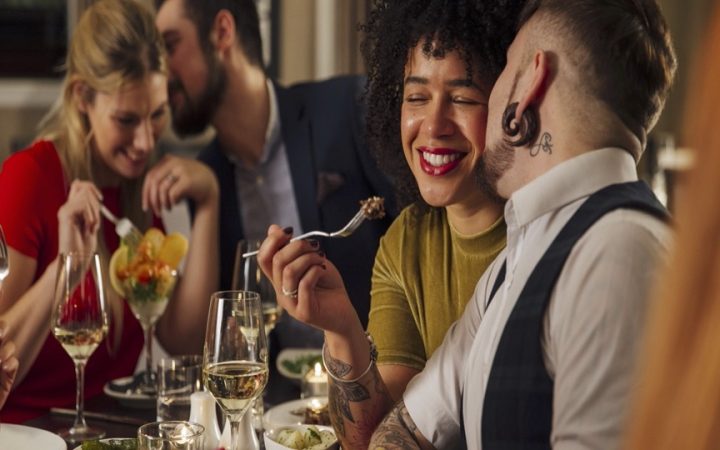 Las Amistades que Nutren: Por Qué Necesitas tu Tribu Después de los 30